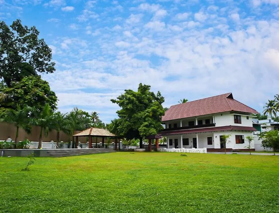 Tamarind Heritage Holiday Home Angamali