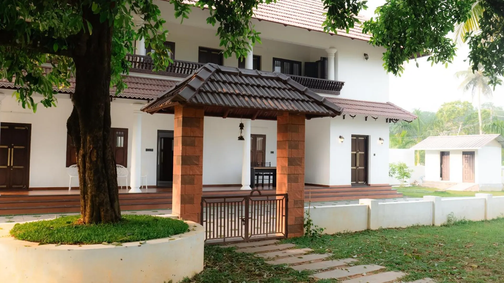 Tamarind Heritage Holiday Home Angamali